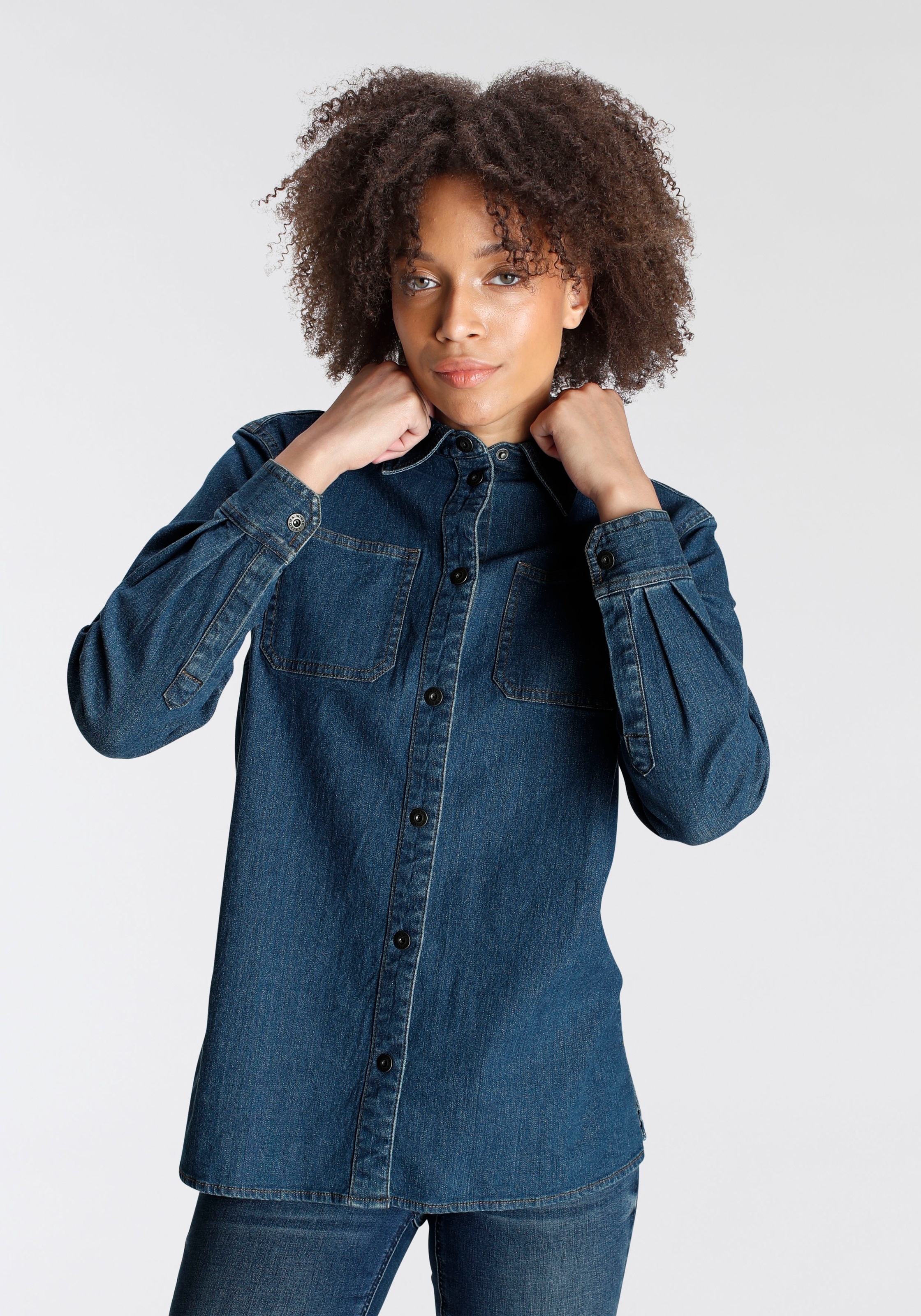 Arizona Jeansjacke »Shacket Hemdjacke«, bestellen - Weiter Denim geschnitten