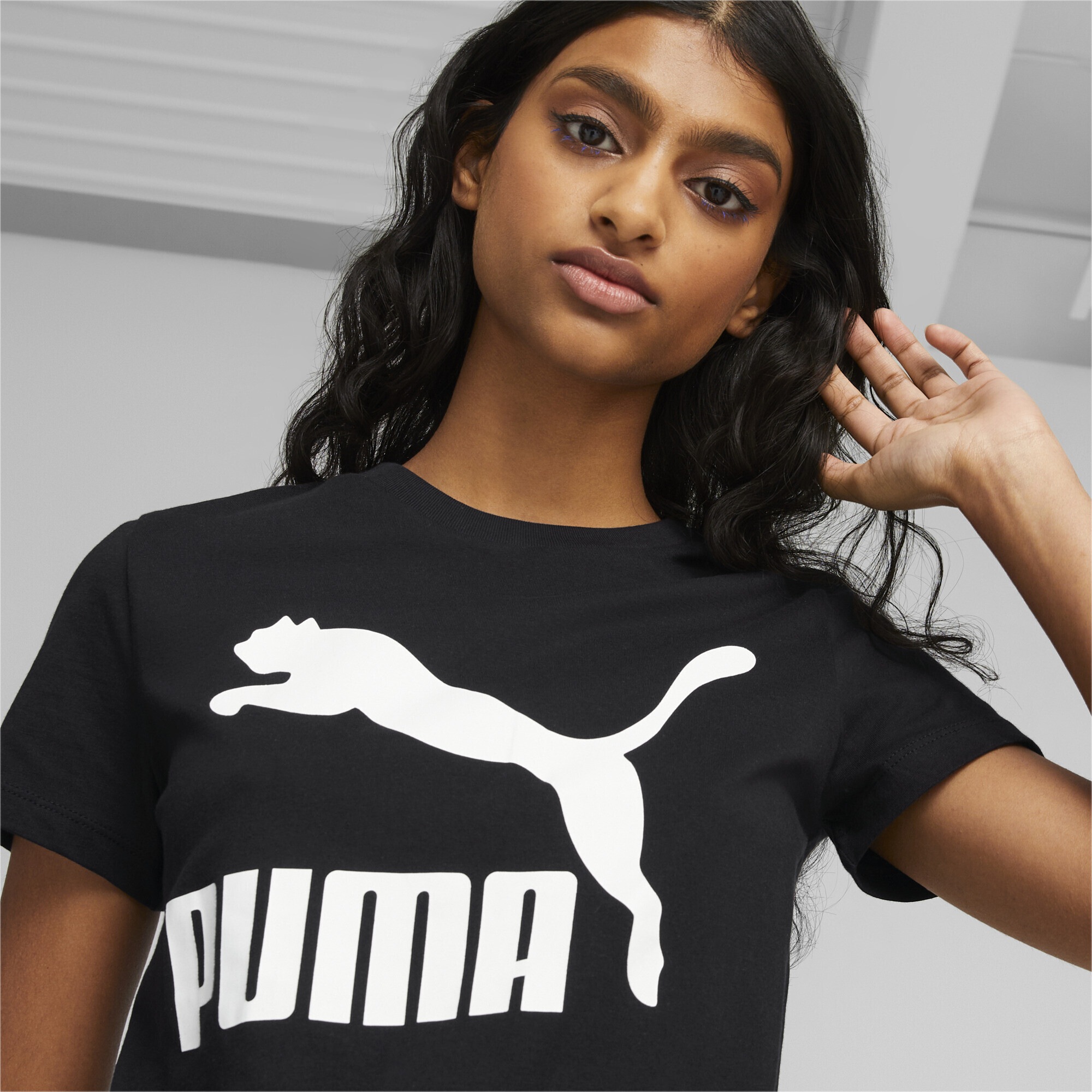 PUMA T-Shirt »Classics Logo Damen« bestellen T-Shirt