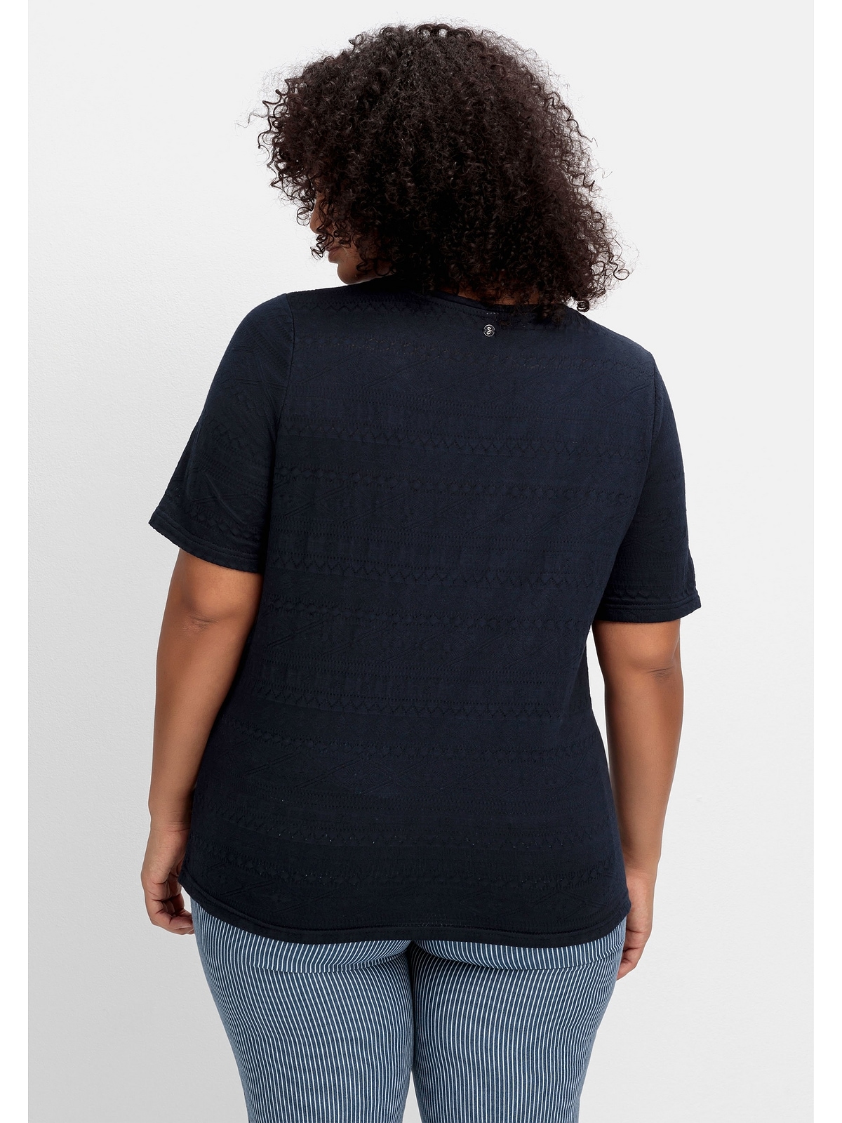 Jacquardmuster, T-Shirt tailliert Größen«, mit bestellen »Große Sheego leicht