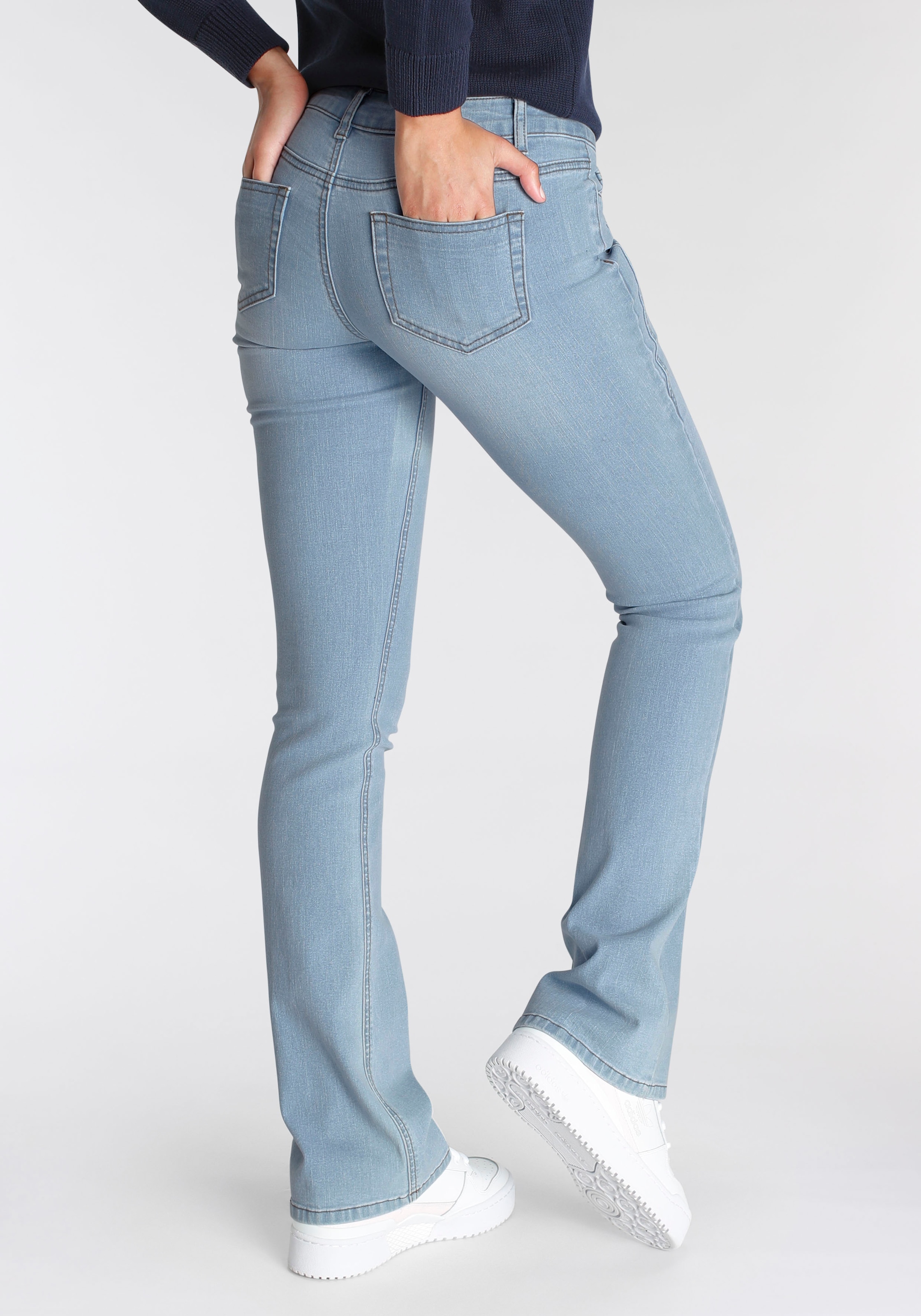 Keileinsätzen«, Arizona Low Bootcut-Jeans »mit shoppen Waist