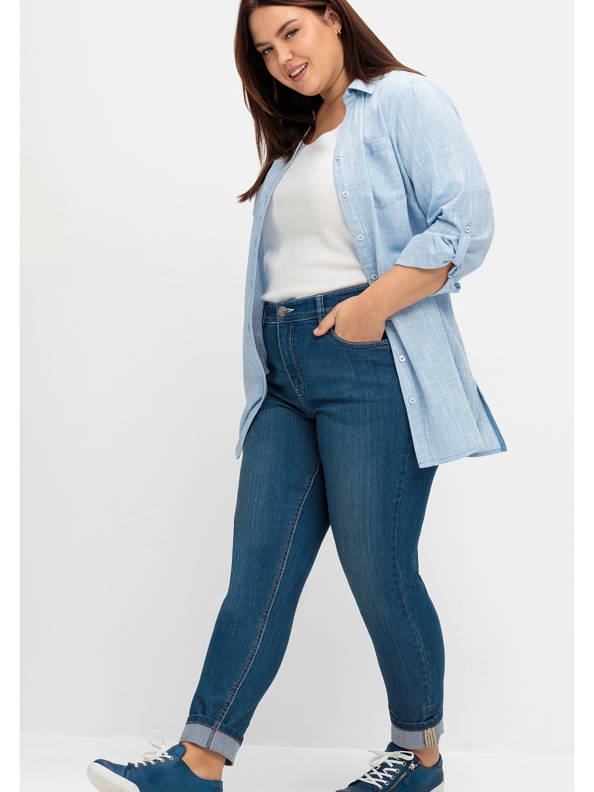 Sheego Stretch-Jeans »Große shoppen Größen«, zweifarbigen mit Schmale« Kontrastnähten »Die
