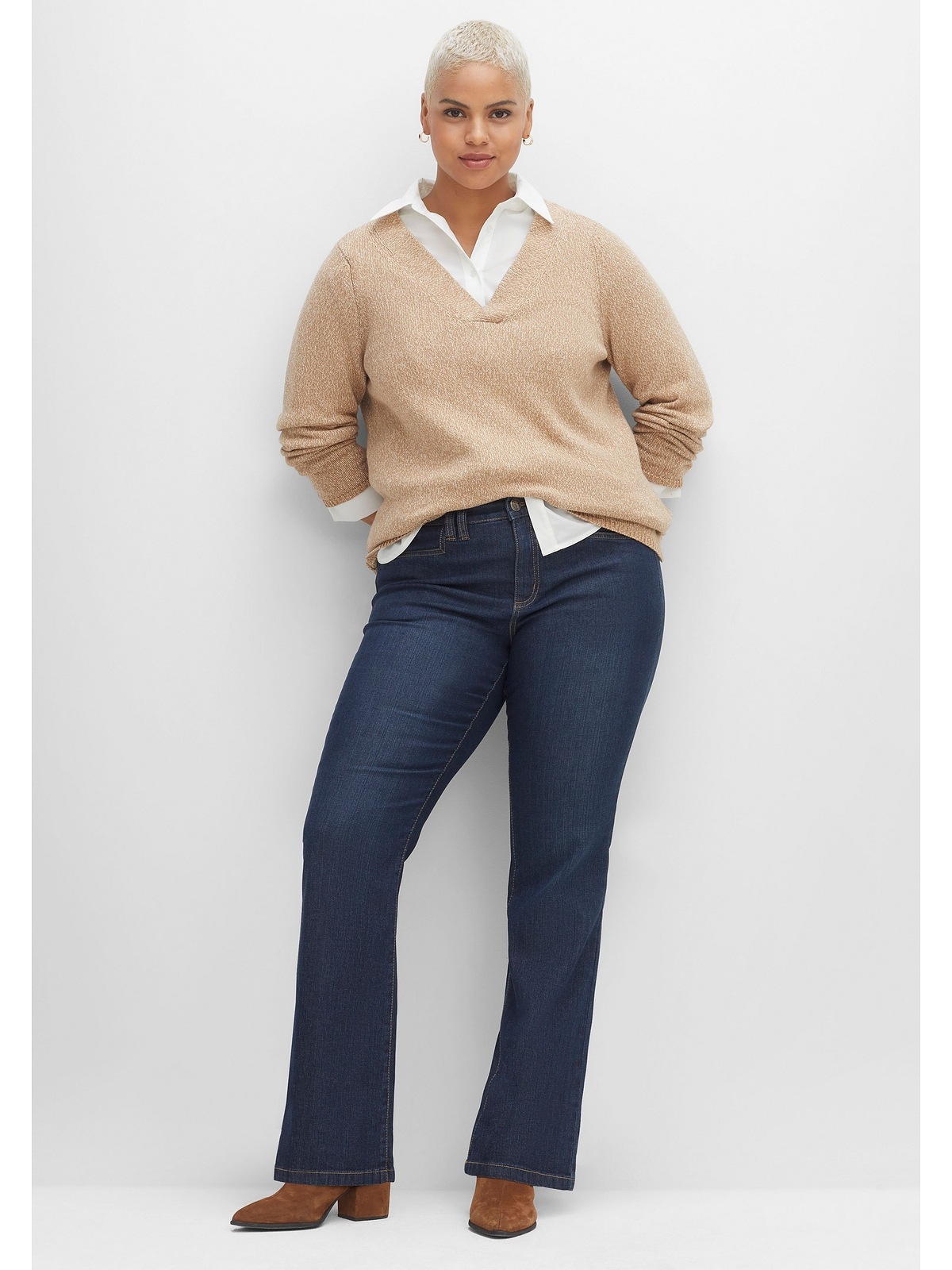 walking Sheego Größen«, | kaufen mit Bootcut-Jeans Kontrastnähten »Große I\'m