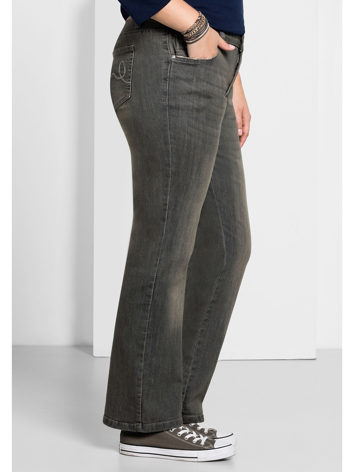 mit Used-Effekten I\'m Sheego online Bootcut-Jeans in Größen«, »Große | walking 5-Pocket-Form,