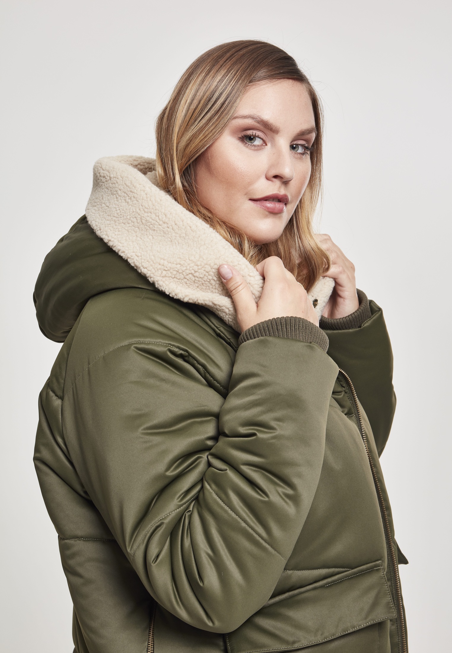 URBAN CLASSICS Winterjacke »Damen Ladies (1 St.), kaufen Jacket«, Hooded ohne Kapuze Sherpa