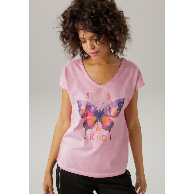 Aniston CASUAL T-Shirt, mit batikfarbigem Schmetterling und Schriftzug  kaufen | I\'m walking