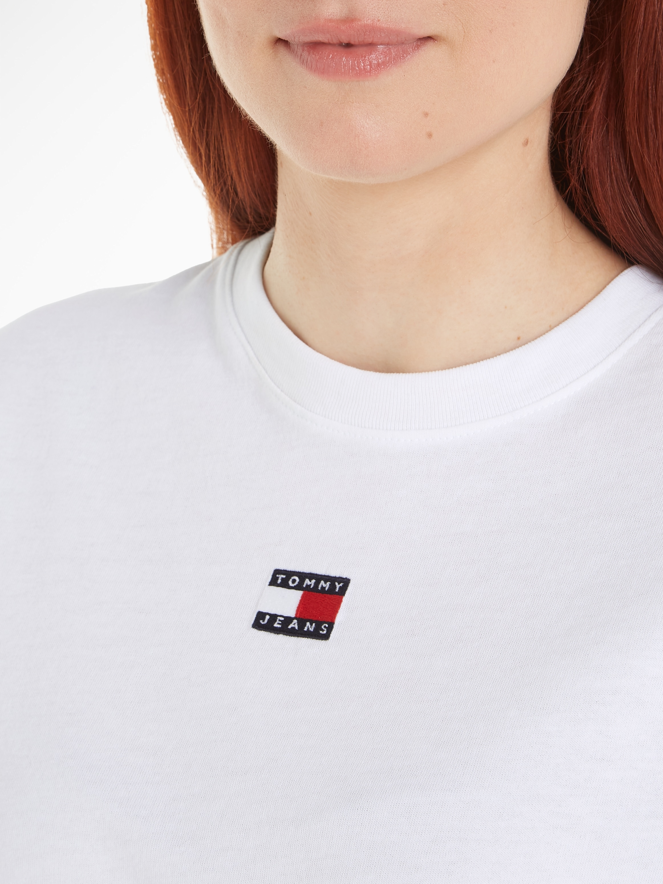 Tommy Jeans T-Shirt »TJW BXY Logostickerei bestellen mit EXT«, TEE BADGE