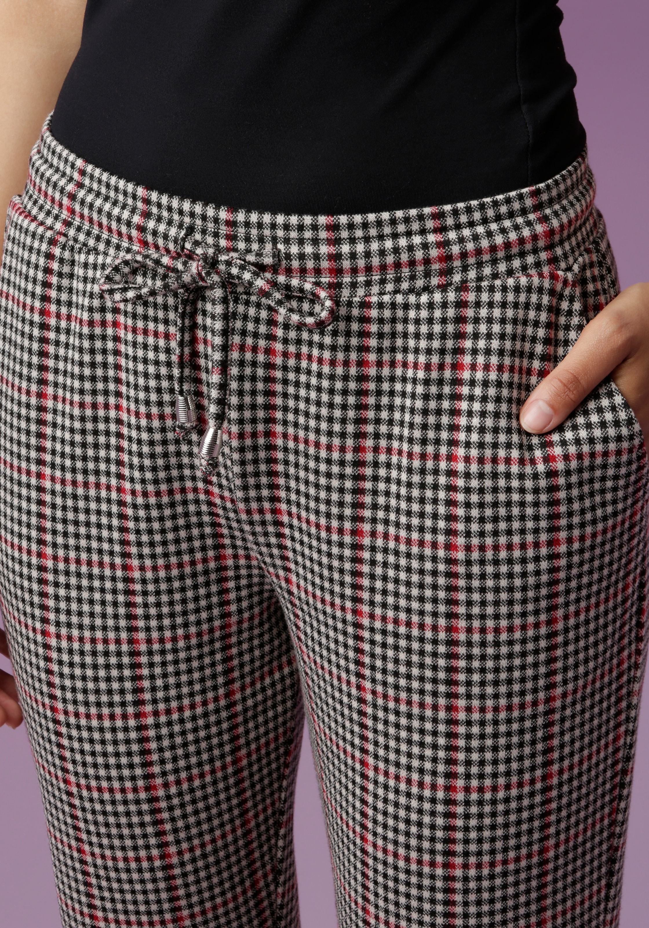 Aniston CASUAL Schlupfhose, im trendigen karo-Dessin shoppen