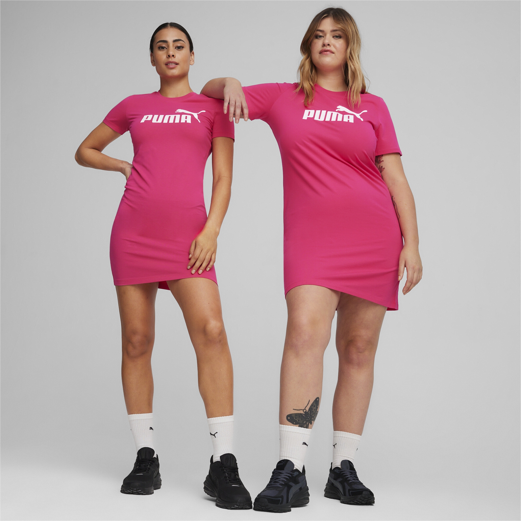 PUMA Sweatkleid »Essentials T-Shirt-Kleid Passform schmaler kaufen mit Damen«