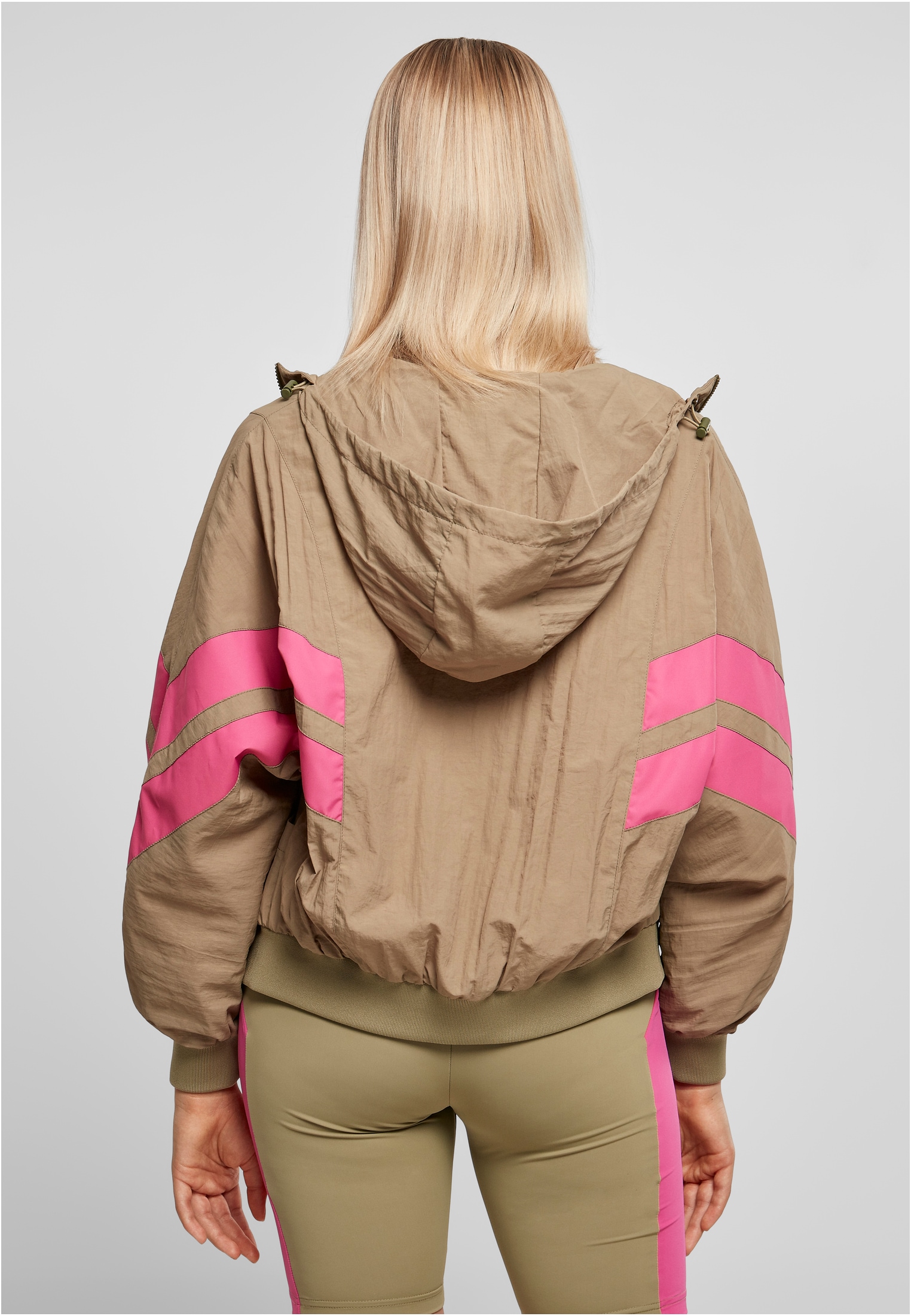 URBAN CLASSICS Outdoorjacke »Damen Ladies Crinkle Batwing Jacket«, (1 St.),  ohne Kapuze shoppen