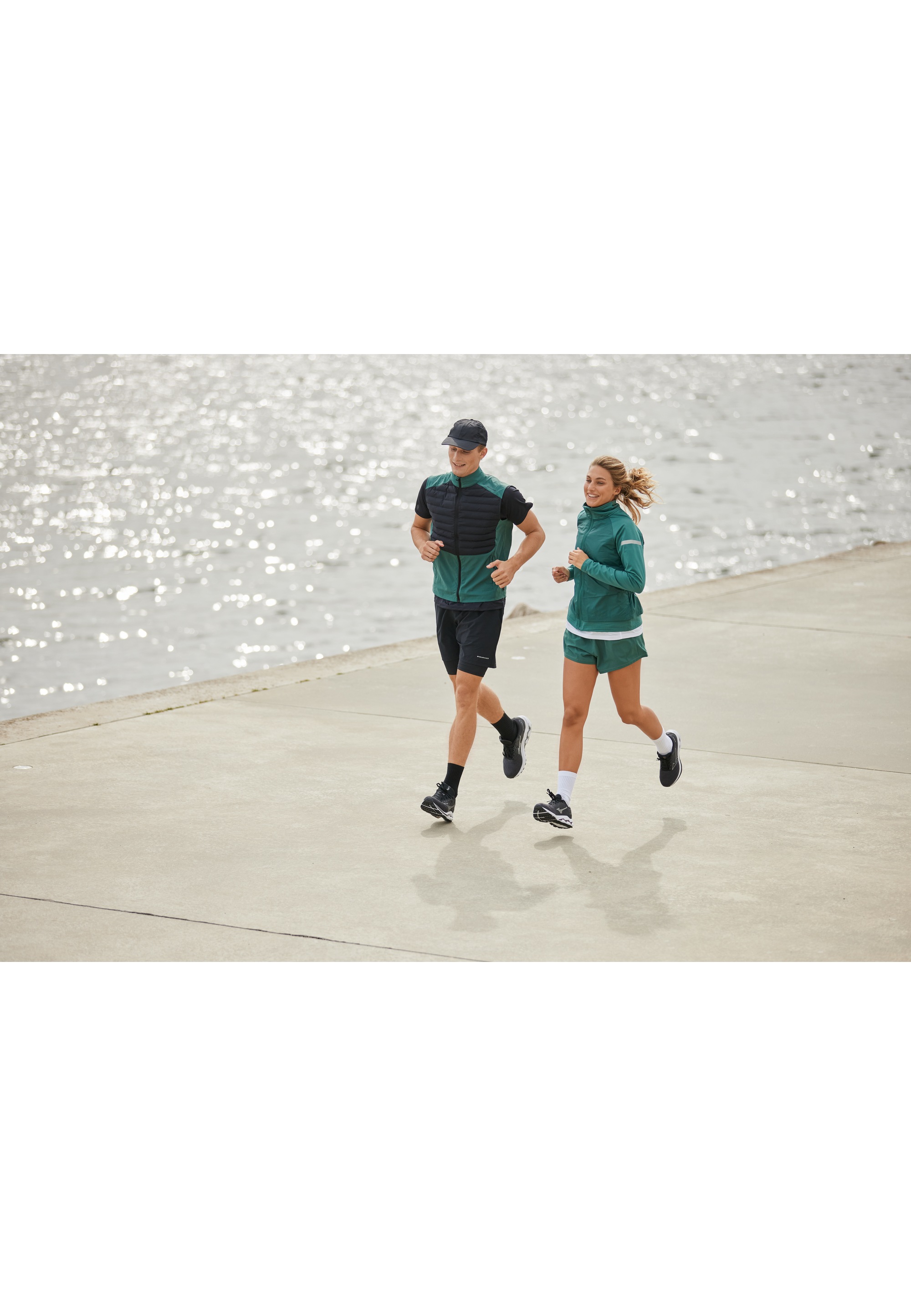 ENDURANCE Shorts »Eslaire«, mit praktischen Taschen bestellen | Sportshorts