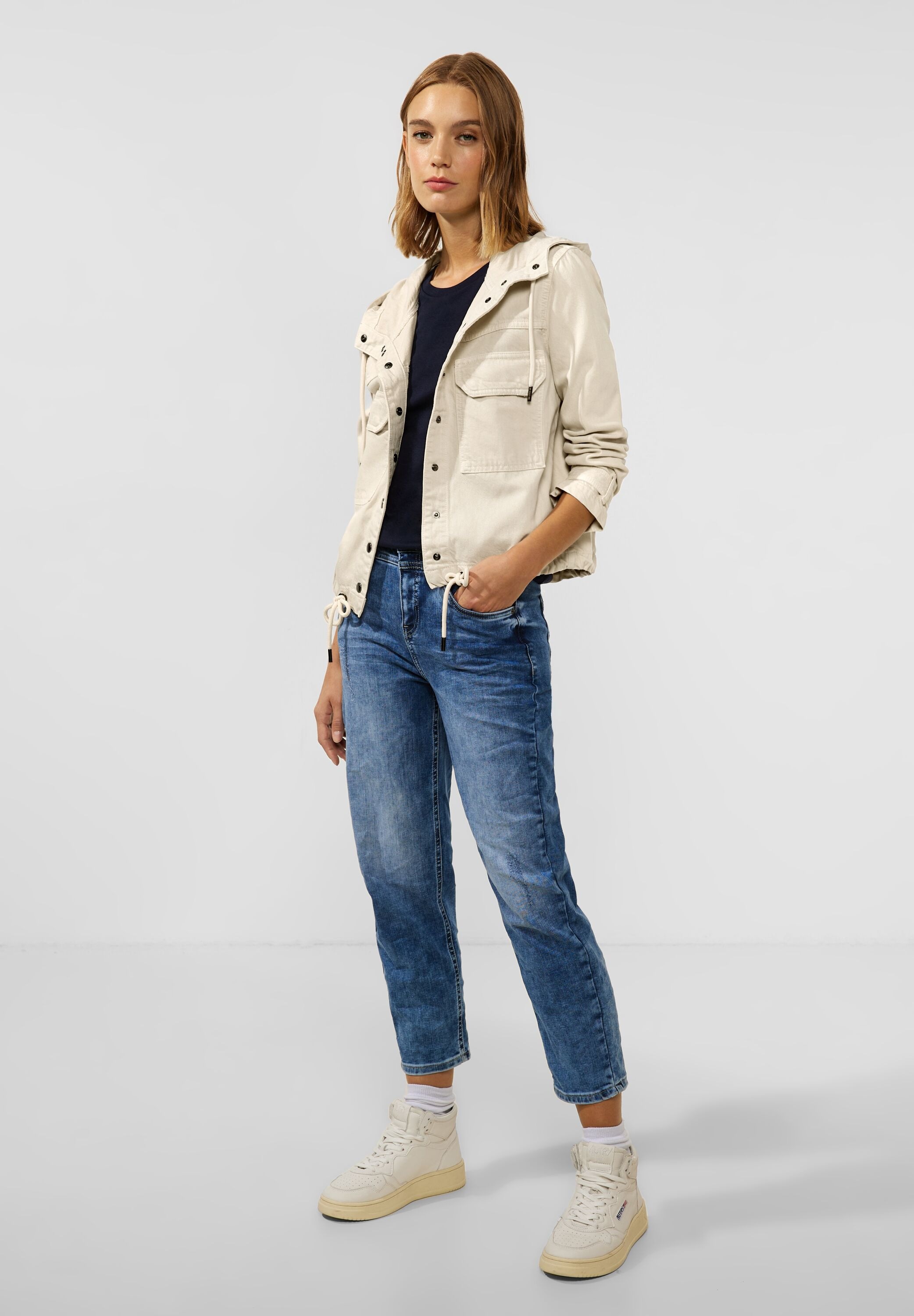 Kapuze, STREET ONE Jeansjacke, aus kaufen softem mit Materialmix