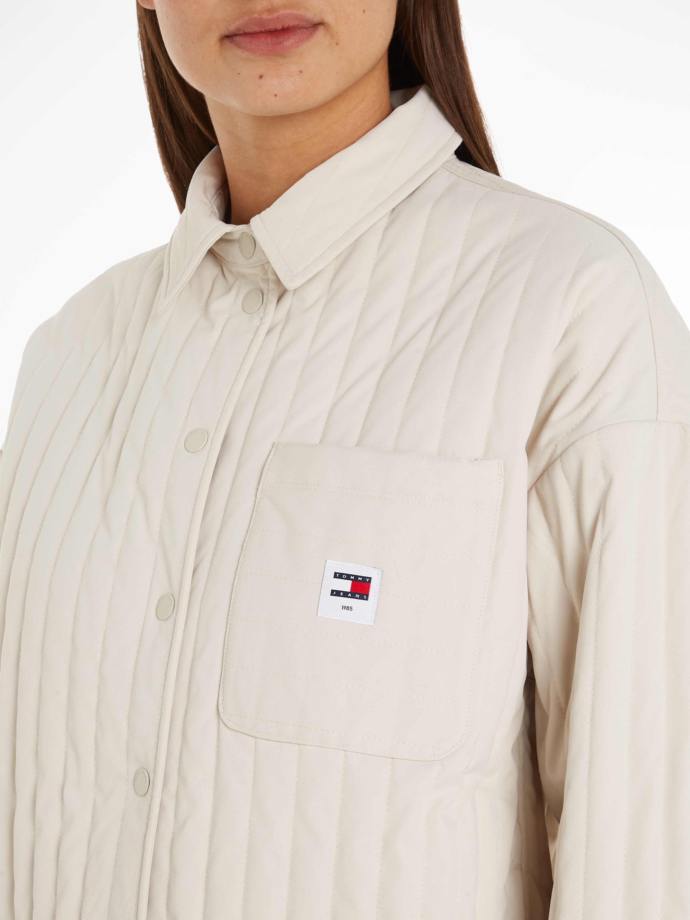 Tommy Jeans Blusentop »TJW QUILTED OVERSHIRT«, mit Logopatch online kaufen  | I'm walking