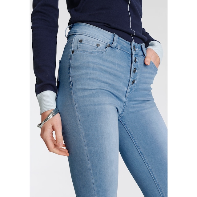 Arizona Bootcut-Jeans »Ultra Stretch«, High Waist mit durchgehender  Knopfleiste online | I\'m walking