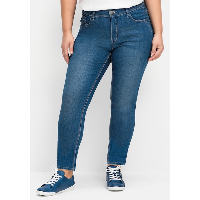 Sheego Stretch-Jeans »Große Größen«, »Die Schmale« mit zweifarbigen  Kontrastnähten shoppen