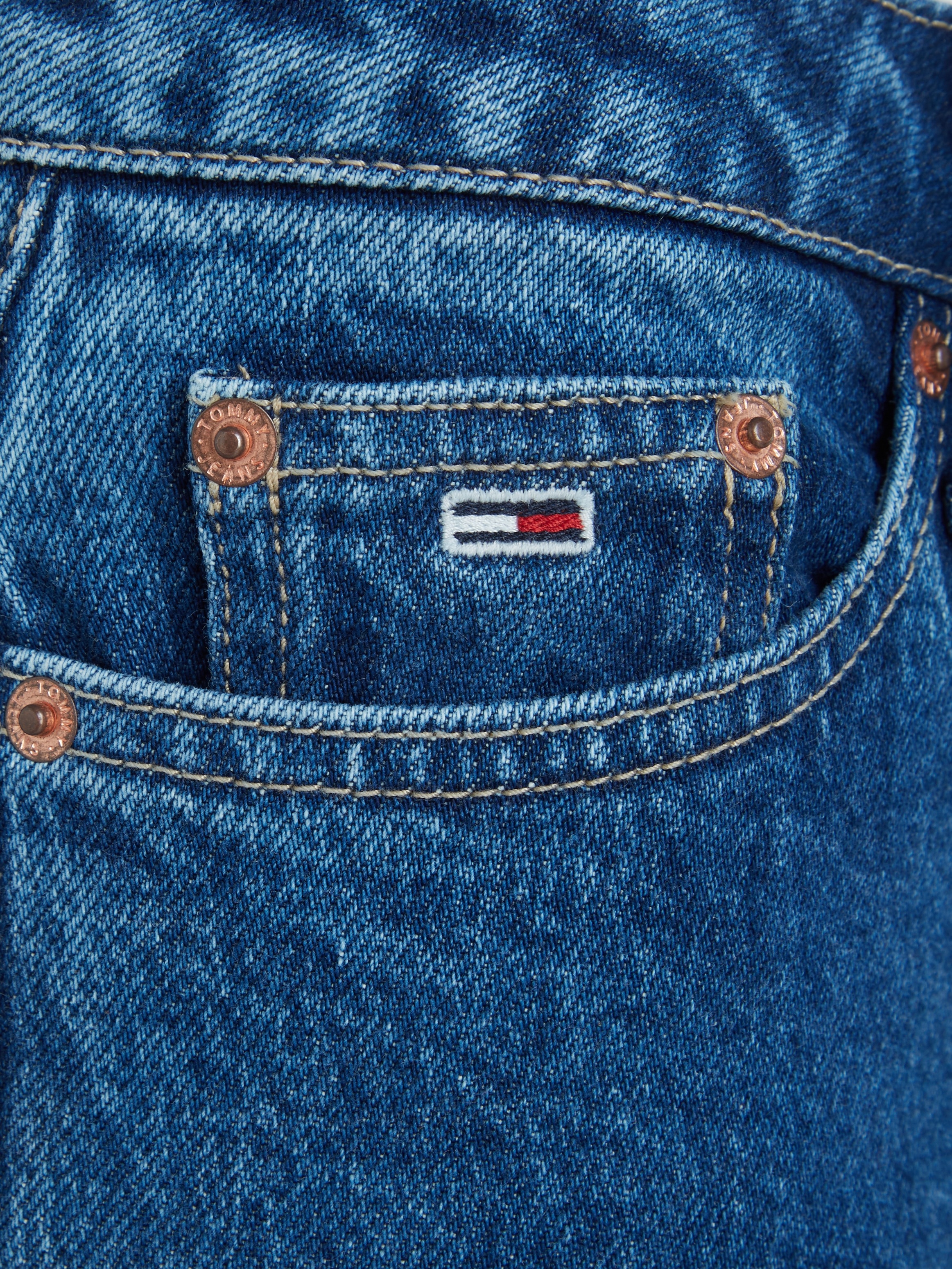 Jeans Schlagjeans, Jeans online mit walking Tommy Tommy I\'m | Logobadge